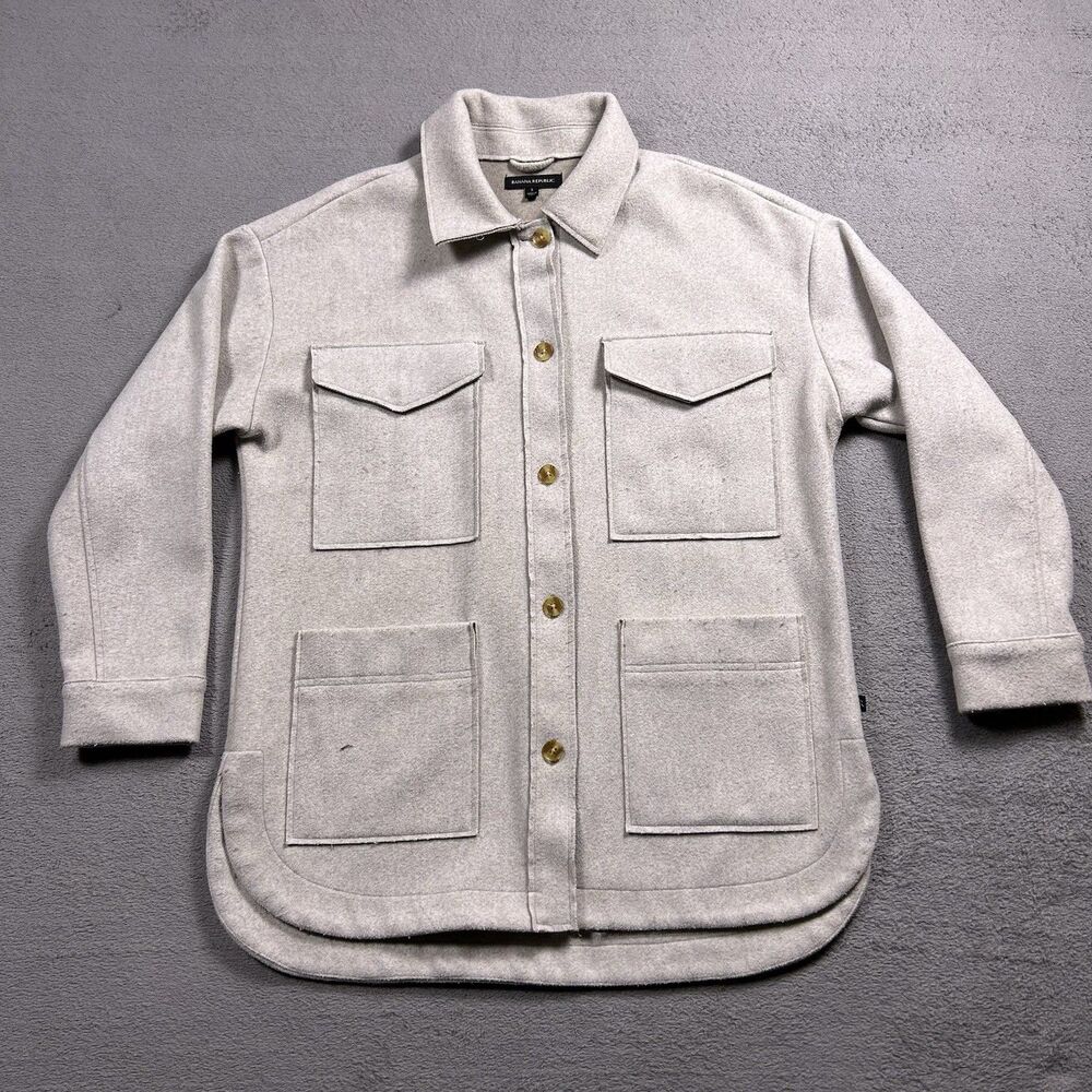 Banana Republic Utility Shacket Women's S Minimalist Overshirt Workwear Neutral